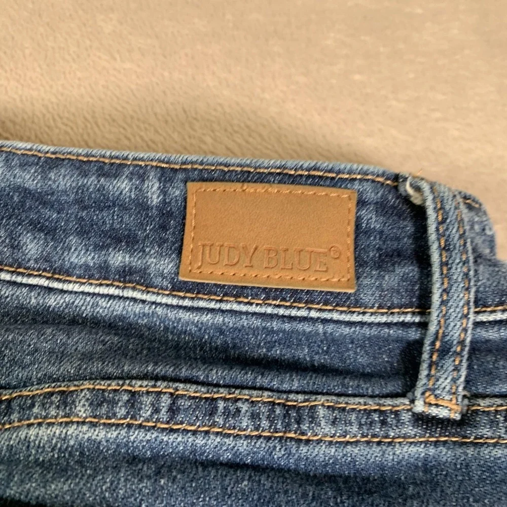 Judy Blue‎ Jeans Womens 15/32 Distressed Ripped Skinny Denim Mid Rise JB8220